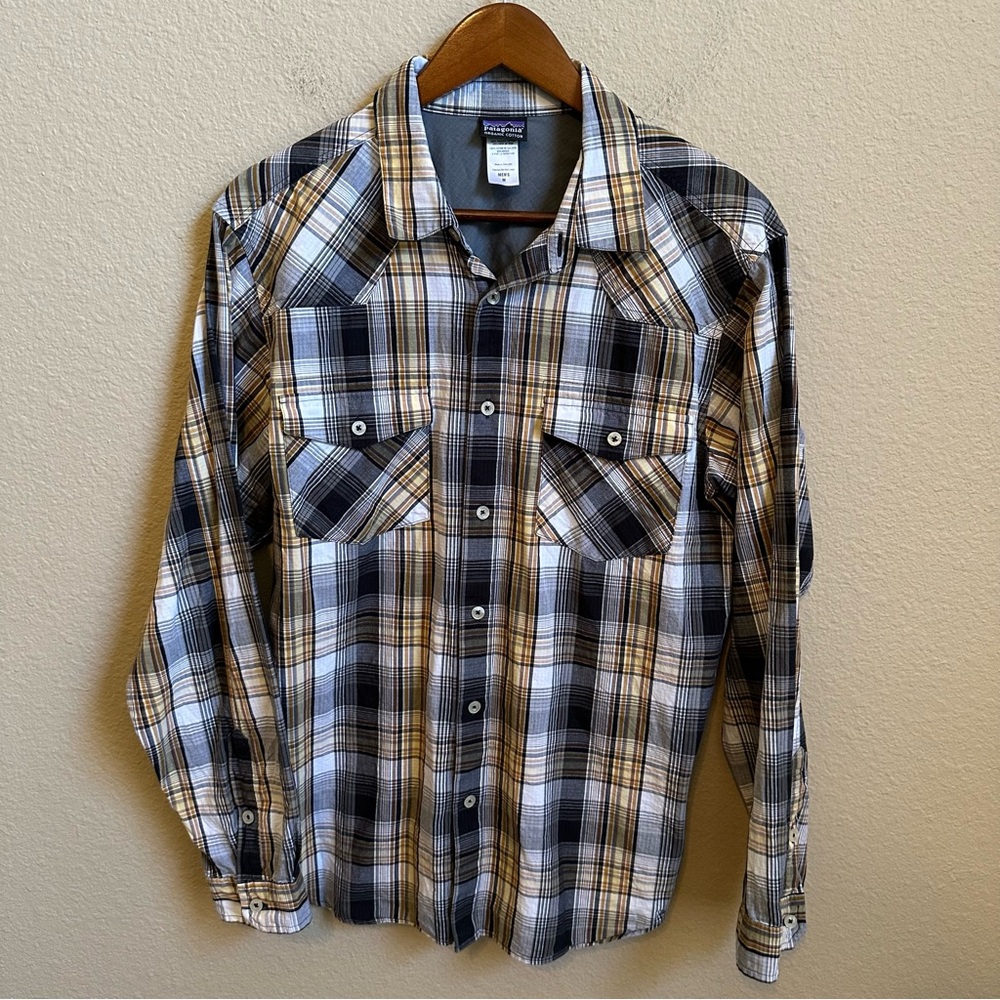 Patagonia Men’s Plaid Western Style Button Up Shirt